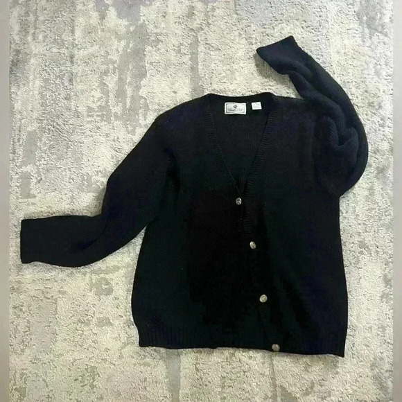 Vintage Charter Hill Chunky Black Sweater with Oversized Gold Buttons - Picture 1 of 3